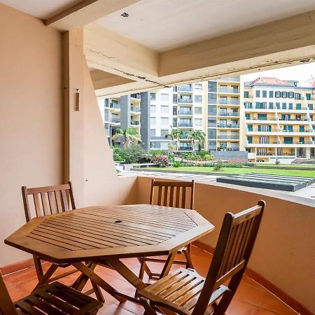 Lovely 1-Bedroom Apartment With Parking Ocean View Funchal  Exterior photo